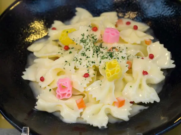 Hello Kitty pasta